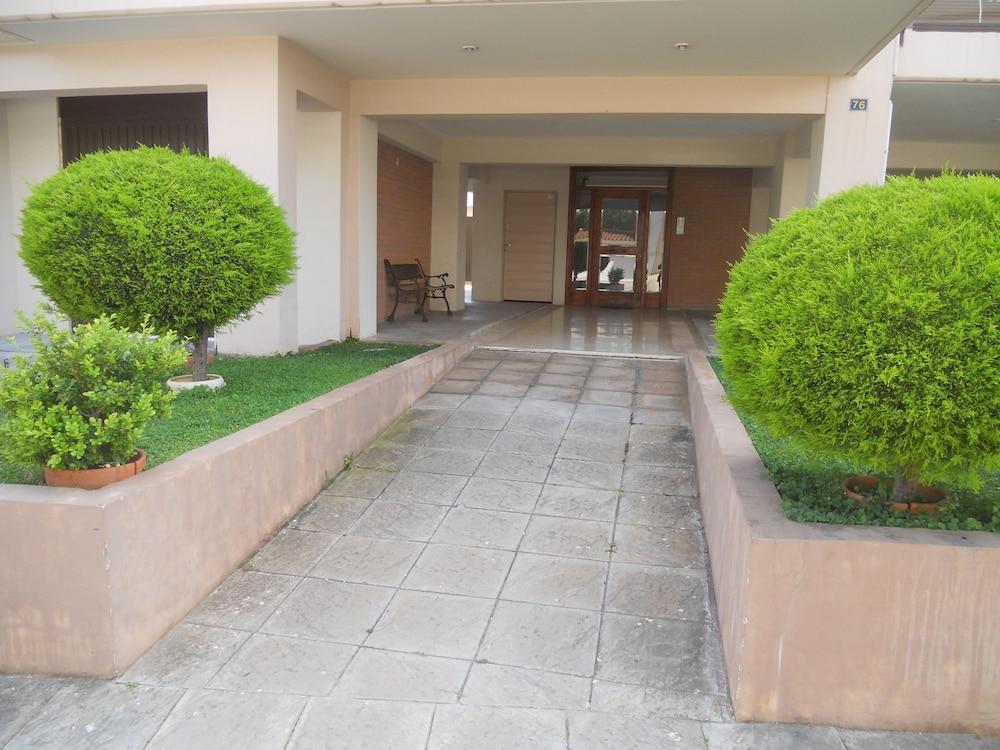 Amalia'S Serendipity - City Lights & Mountain Vistas Kalamata Exterior photo